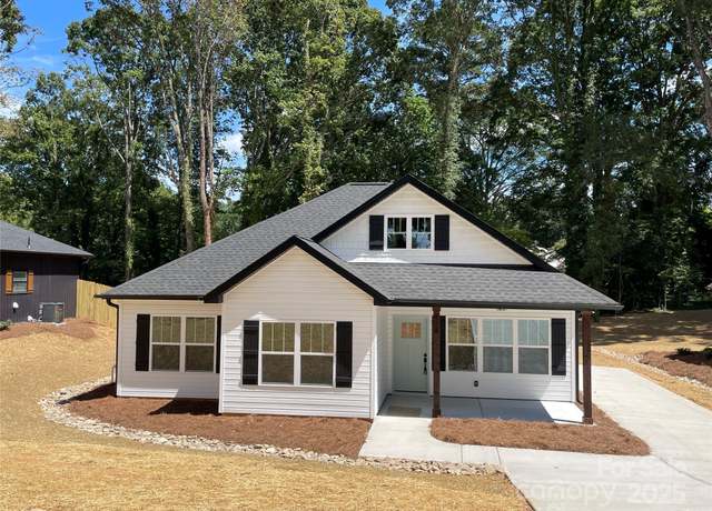 Property at 408 N Peterson St, Stanley, NC 28164, 3 beds, 2 baths