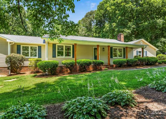Property at 267 Winthrow Creek Rd, Mooresville, NC 28115, 3 beds, 4 baths
