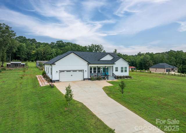 Property at 1484 Null Rd, Lincolnton, NC 28092, 4 beds, 3 baths