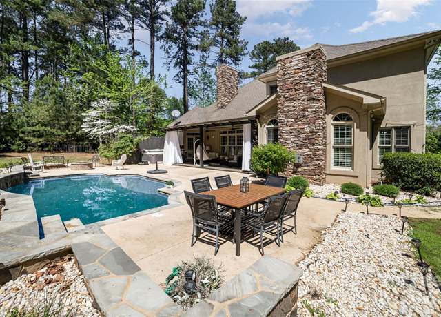 Property at 114 Misty Meadows Ct, Mooresville, NC 28117, 4 beds, 3.5 baths