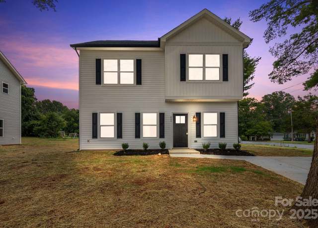 Property at 804 Wesley Dr #3, State Road, NC 28677, 4 beds, 2.5 baths