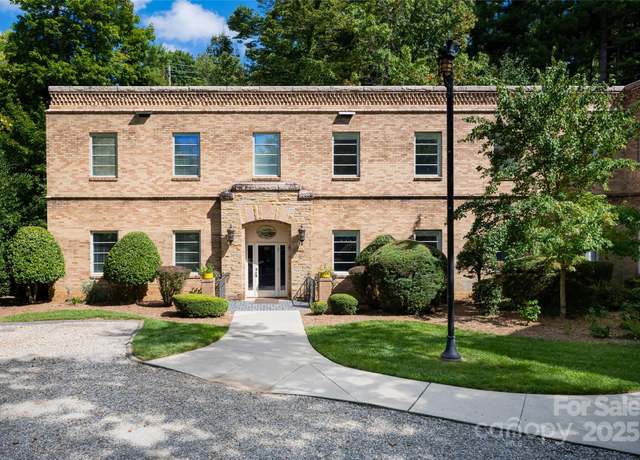 Property at 6 Village Ln Unit B100, Asheville, NC 28803, 2 beds, 2.5 baths