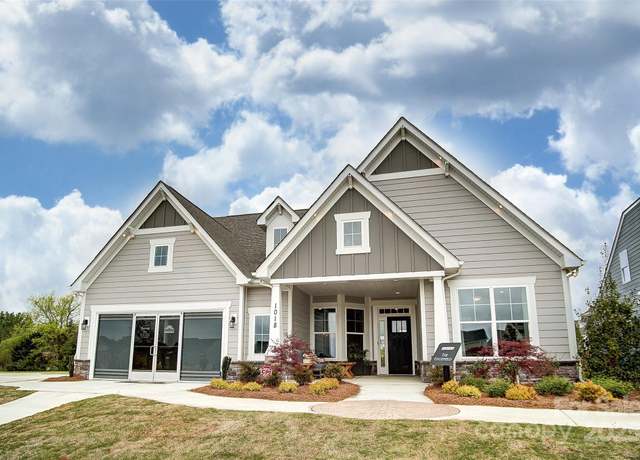 Property at 1018 Heritage Pointe #302, Indian Trail, NC 28079, 3 beds, 2.5 baths
