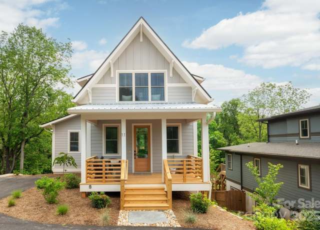 Property at 11 Middlebrook Rd, Asheville, NC 28805, 4 beds, 3.5 baths