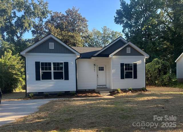 Property at 907 W Mauney Ave, Gastonia, NC 28052, 3 beds, 2 baths