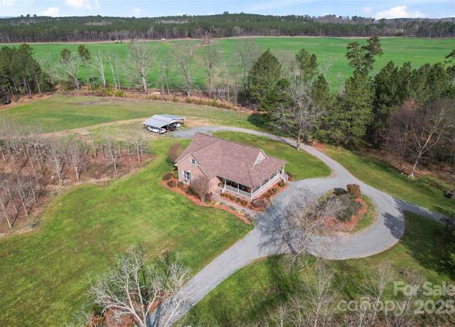 Property at 158 White Rd, Wadesboro, NC 28170, 3 beds, 2.5 baths