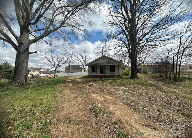 Property at 4349 Roberta Rd, Concord, NC 28027, 2 beds, 1 bath