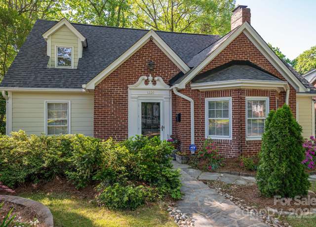 Property at 1220 Oakwood Ave, Gastonia, NC 28052, 4 beds, 2 baths