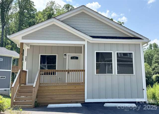 Property at 127 Northbend Dr, Asheville, NC 28804, 4 beds, 3.5 baths