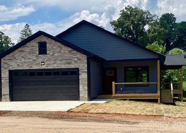 Property at 141 Peyton Elaine Rd, Clyde, NC 28721, 3 beds, 2 baths