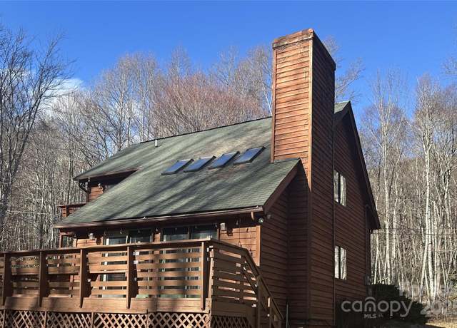 Property at 25 Little Crk, Maggie Valley, NC 28751, 3 beds, 2 baths
