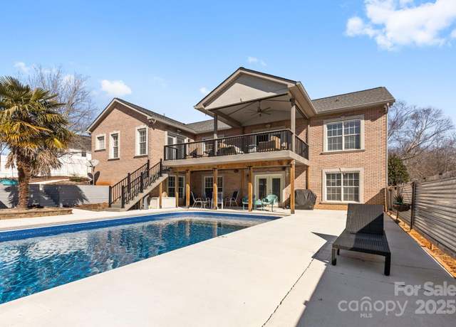 Property at 150 Heathrow Ln, Statesville, NC 28677, 3 beds, 3.5 baths