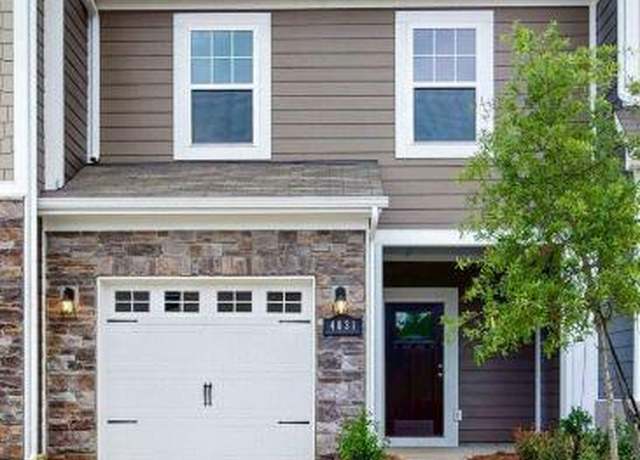 Property at 4031 Lawnview Dr, Charlotte, NC 28269, 3 beds, 2.5 baths