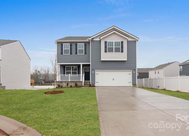 Property at 823 Adelston Ln, Asheville, NC 28804, 3 beds, 2.5 baths