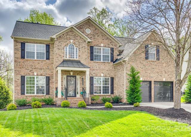 Property at 1813 Robbins Meadows Dr, Waxhaw, NC 28173, 6 beds, 3.5 baths