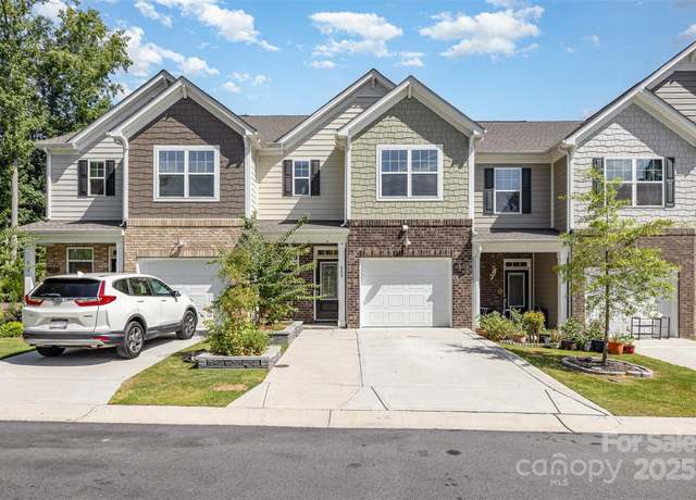 Property at 808 Gable Oak Ln, Fort Mill, SC 29708, 3 beds, 2.5 baths