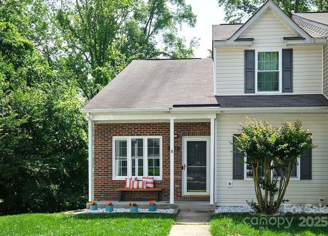Property at 327 Wilkes Place Dr, Fort Mill, SC 29715, 4 beds, 3 baths