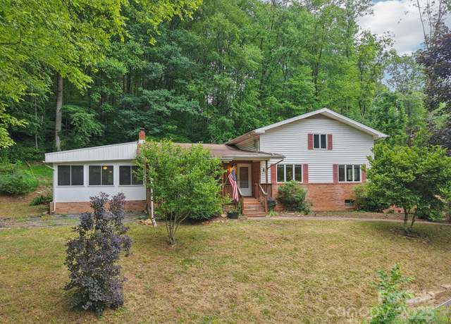 Property at 169 Sunshine Cove Rd, Waynesville, NC 28785, 3 beds, 2 baths