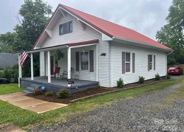 Property at 23 Pearl St, Granite Falls, NC 28630, 2 beds, 1 bath