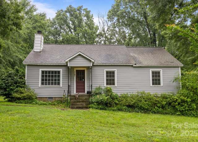 Property at 147 Hansard Dr, Charlotte, NC 28214, 2 beds, 2 baths