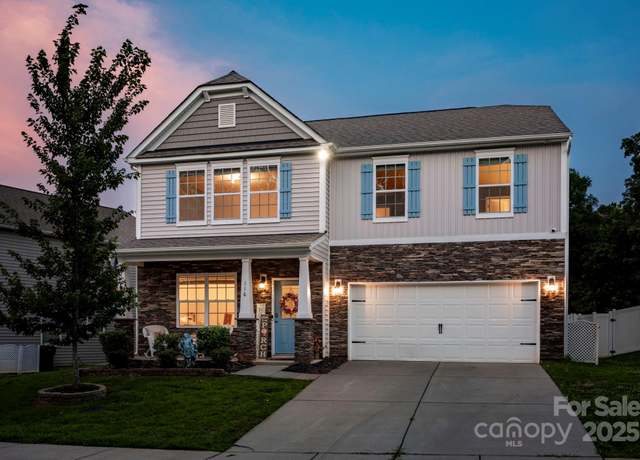 Property at 116 Kingsway Dr, Mooresville, NC 28115, 4 beds, 2.5 baths