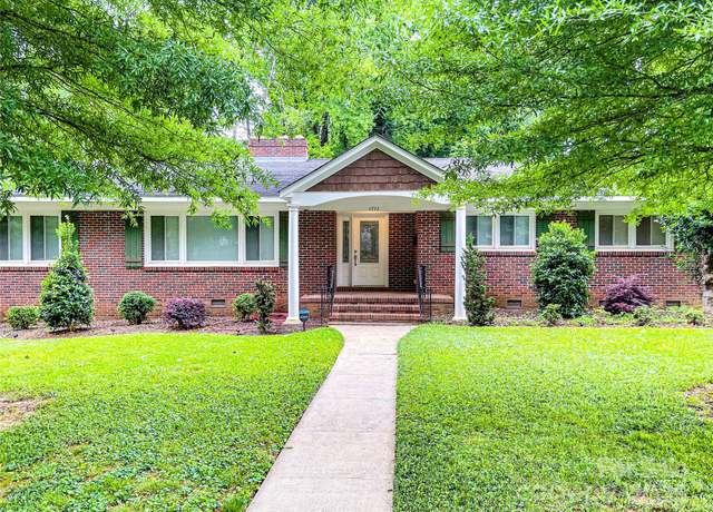 Property at 4742 Emory Ln, Charlotte, NC 28211, 3 beds, 2 baths