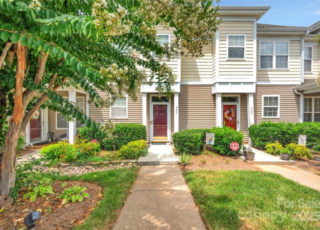 Property at 926 Claybrook Cir, Gastonia, NC 28054, 2 beds, 2.5 baths