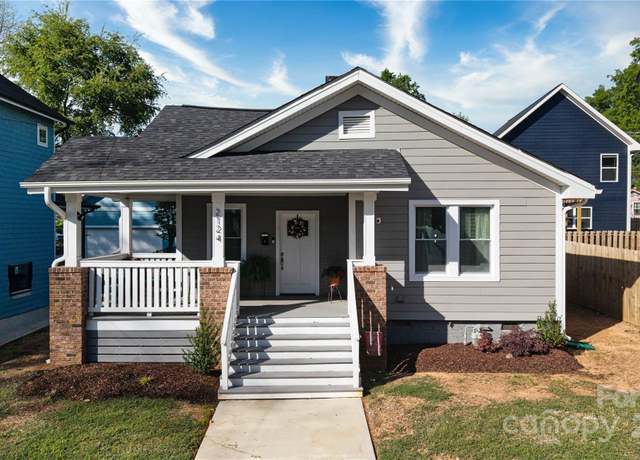 Property at 2124 Roslyn Ave, Charlotte, NC 28208, 3 beds, 2 baths