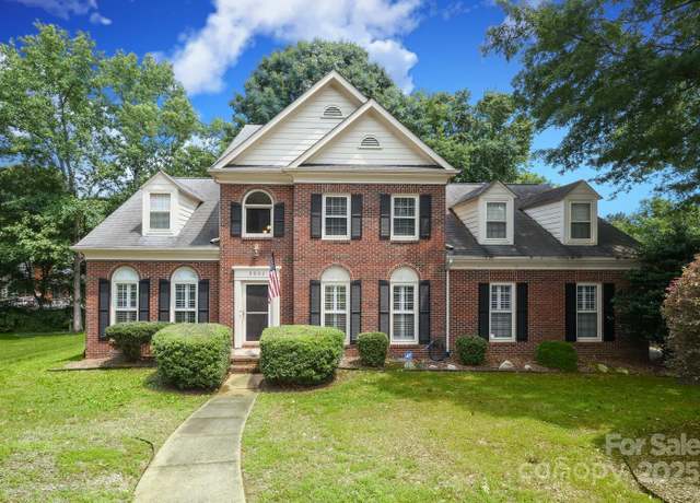 Property at 9900 Colvard Cir, Charlotte, NC 28269, 4 beds, 2.5 baths