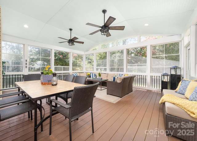 Property at 12214 Provincetowne Dr, Charlotte, NC 28277, 5 beds, 2.5 baths