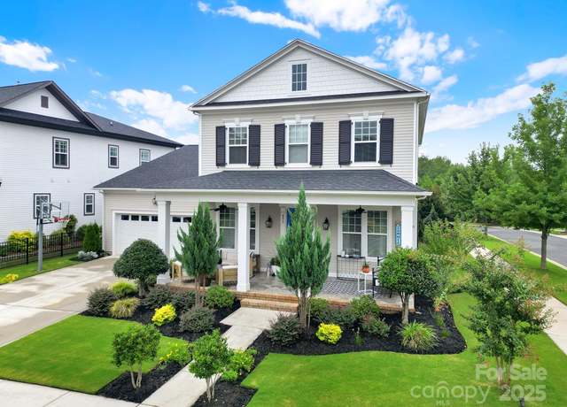 Property at 453 Rocking Chair Ln, Fort Mill, SC 29708, 4 beds, 3.5 baths