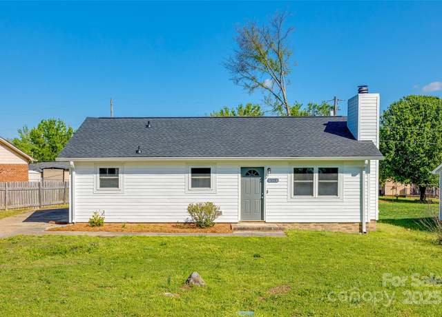 Property at 1153 Doris Ct, Rock Hill, SC 29730, 3 beds, 1 bath