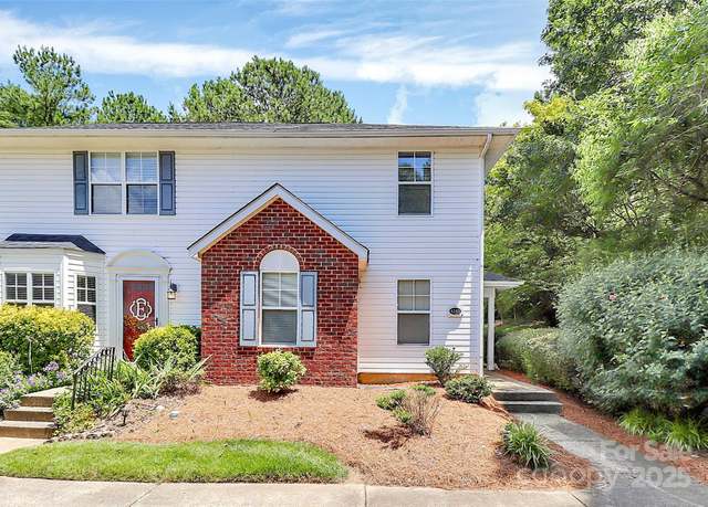 Property at 4263 Melrose Club Dr, Matthews, NC 28105, 3 beds, 2.5 baths