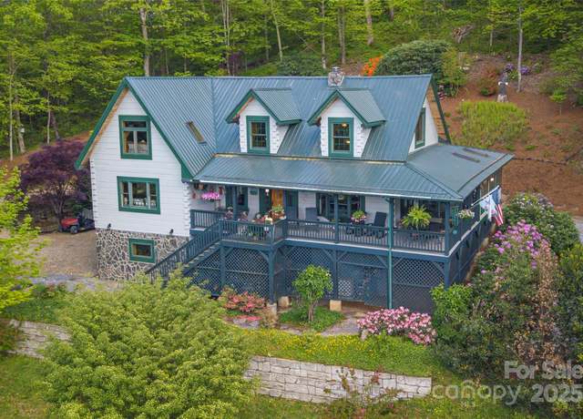 Property at 806 Twin Brook Dr Unit 6A,6B,7A,7B, Waynesville, NC 28785, 3 beds, 4.5 baths