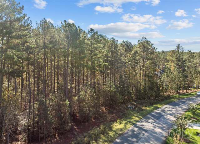 Property at 4121 Persimmon Rd, Lancaster, SC 29720