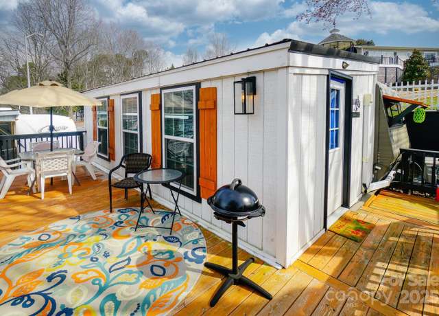 Property at 162 Dogwood Cir, New London, NC 28127, 2 beds, 1.5 baths