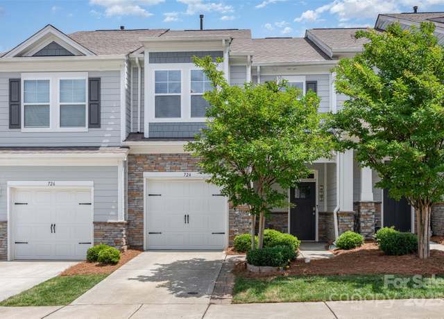 Property at 724 Little Bluestem Dr, Lake Wylie, SC 29710, 3 beds, 2.5 baths
