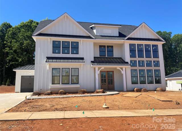 Property at 1015 Kendall Dr #4, Wesley Chapel, NC 28173, 5 beds, 4.5 baths