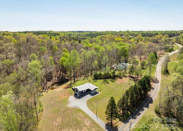 Property at 391 Ted Smith Rd, Rutherfordton, NC 28139, 3 beds, 2 baths