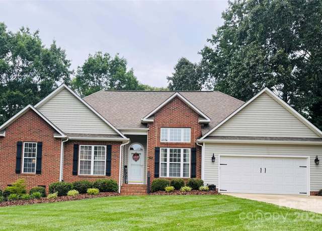Property at 104 Laura Ct, Cherryville, NC 28021, 3 beds, 2 baths
