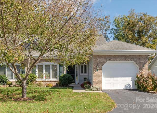 Property at 3 Country Meadows Ln, Hendersonville, NC 28792, 2 beds, 2 baths