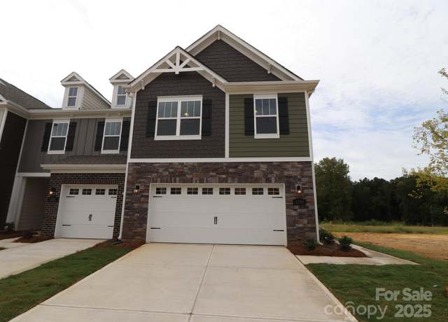 Property at 1141 Overbrook Pl, Wingate, NC 28174, 3 beds, 2.5 baths