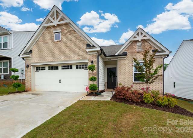 Property at 1024 Scotch Meadows Loop #32, Monroe, NC 28110, 3 beds, 2 baths