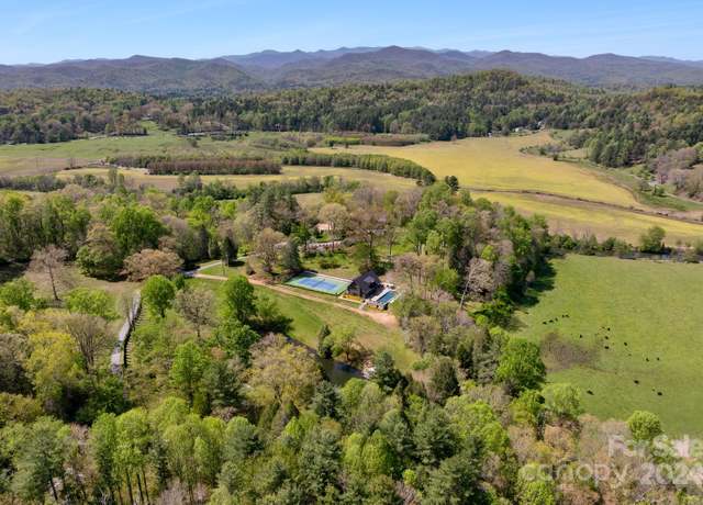 Property at 3903 Island Ford Rd, Brevard, NC 28712, 10 beds, 12.5 baths
