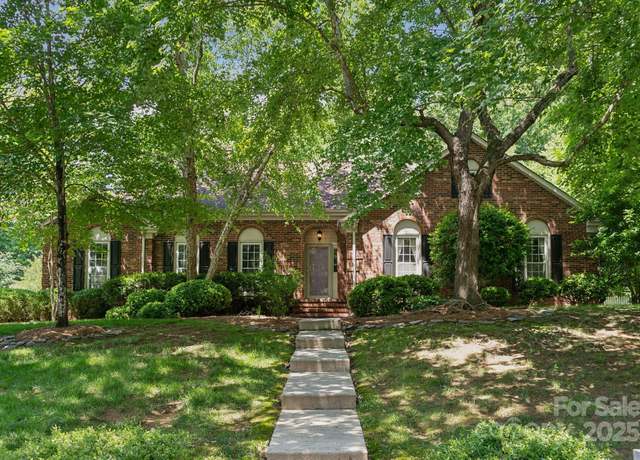 Property at 2234 Hamilton Mill Rd, Charlotte, NC 28270, 4 beds, 2 baths