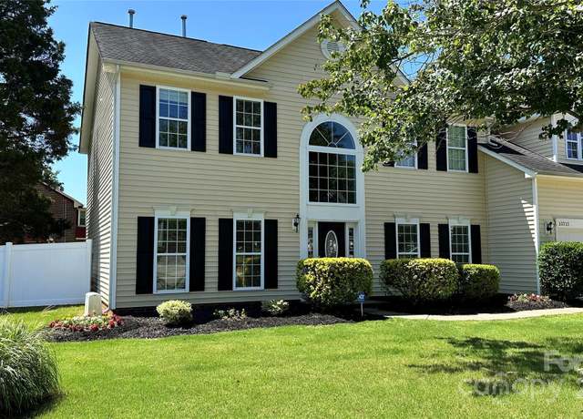 Property at 10717 Dapple Grey Ln, Charlotte, NC 28213, 4 beds, 3 baths