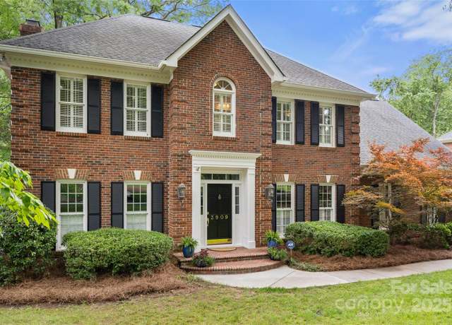 Property at 3909 Black Sycamore Dr, Charlotte, NC 28226, 4 beds, 4 baths