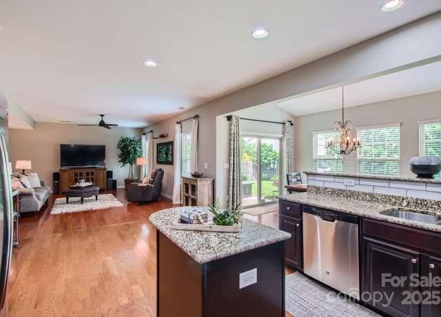 Property at 5056 Crandon Rd, Fort Mill, SC 29707, 4 beds, 2.5 baths