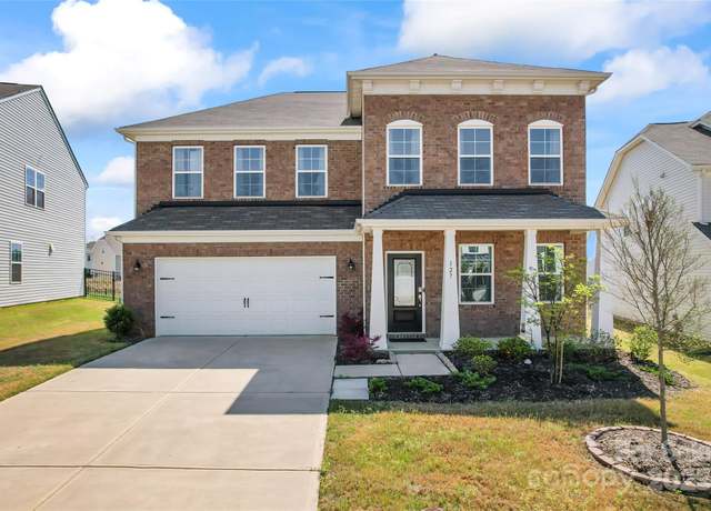 Property at 127 Doncaster Dr, Mooresville, NC 28115, 5 beds, 4.5 baths