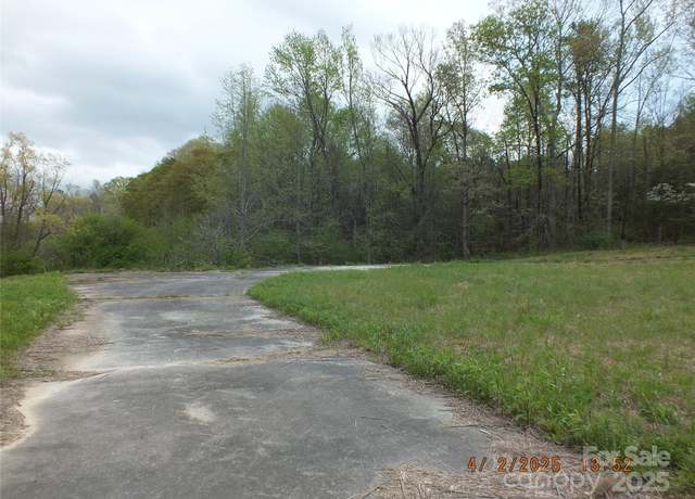 Property at 2289 Thornwell Rd, Lancaster, SC 29720